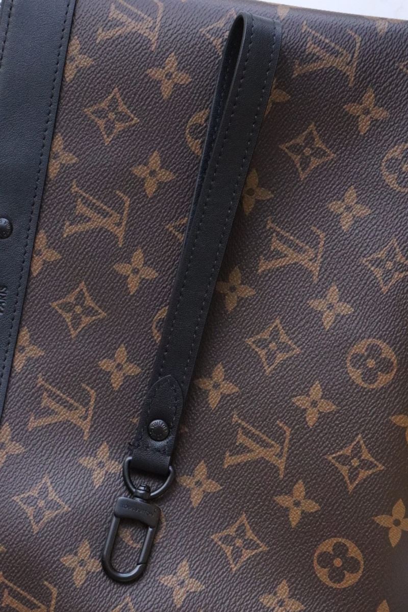 LV Clutch Bags